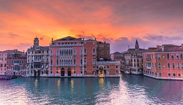 Venice palaces on water Venice palaces on water