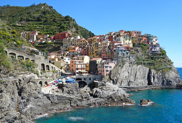 Manarola, Cinque Terre, Italy Manarola, Cinque Terre, Italy