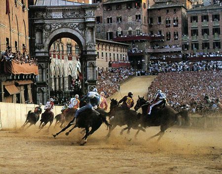 Siena Palio in Piazza del Campo Siena Palio in Piazza del Campo