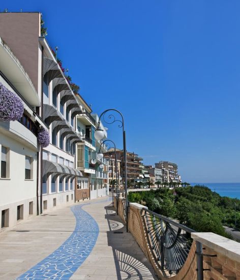 Ortona Seafront Promenade Ortona Seafront Promenade