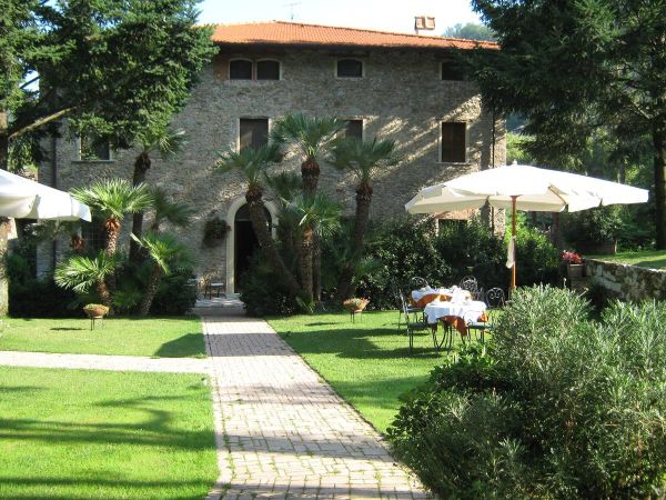 Hotel L'Arcadia in Pietrasanta Hotel L'Arcadia in Pietrasanta