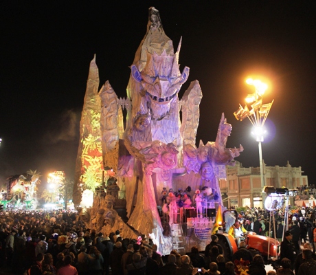 Viareggio Carnival night parade Viareggio Carnival night parade