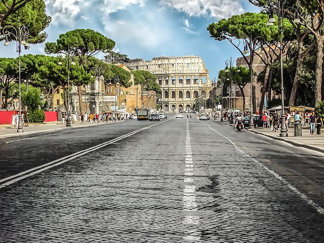 Rome - Road leading to the Colosseum Rome - Road leading to the Colosseum