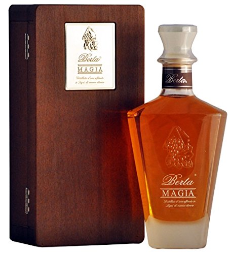 Grappa Berta Magia with Wooden Case