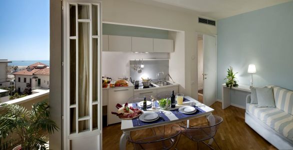 Hotel Residence Esplanade with apartments in Viareggio Hotel Residence Esplanade with apartments in Viareggio
