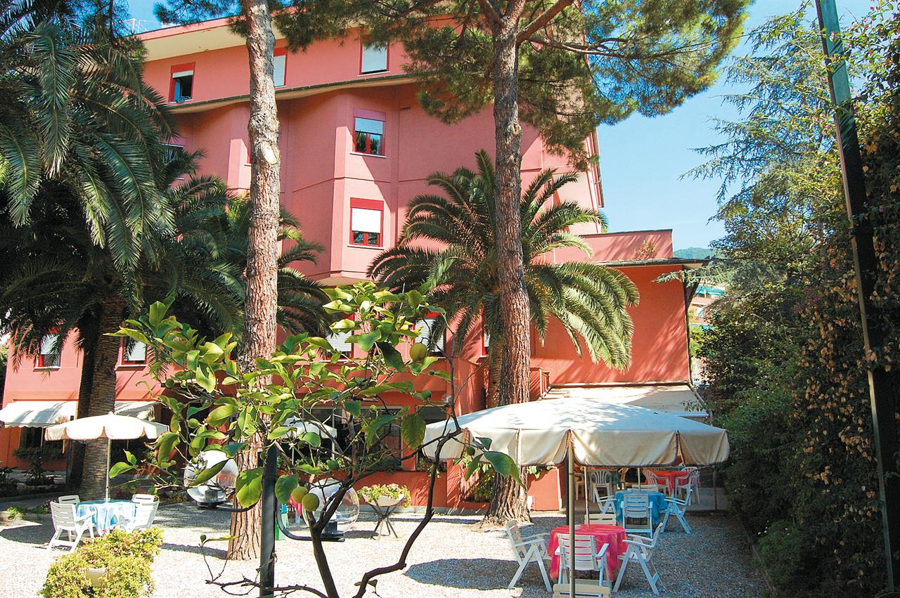 Monterosso al Mare - Hotel Palme Monterosso al Mare - Hotel Palme