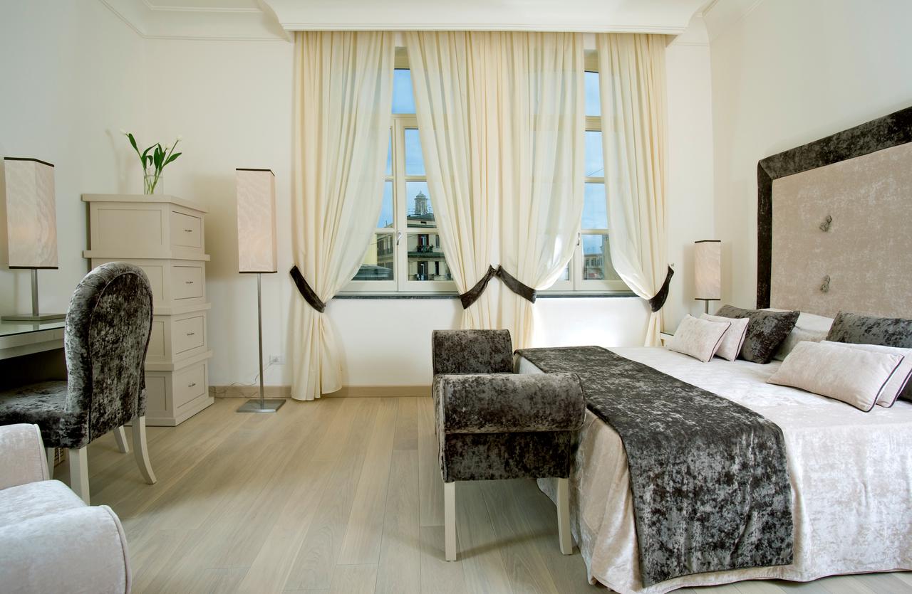 Naples - Hotel Albergo Palazzo Decumani Naples - Hotel Albergo Palazzo Decumani