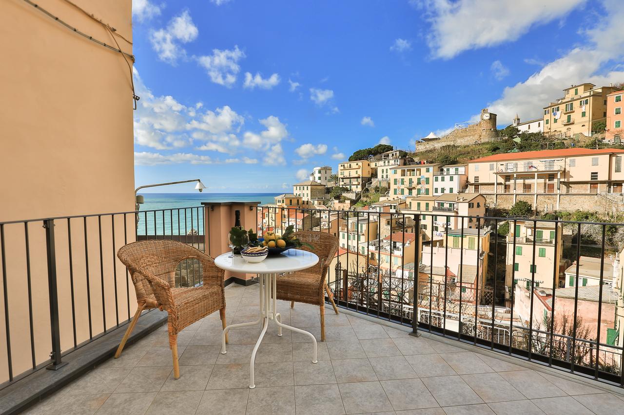 Riomaggiore - Hotel Affittacamere Le Giare Riomaggiore - Hotel Affittacamere Le Giare