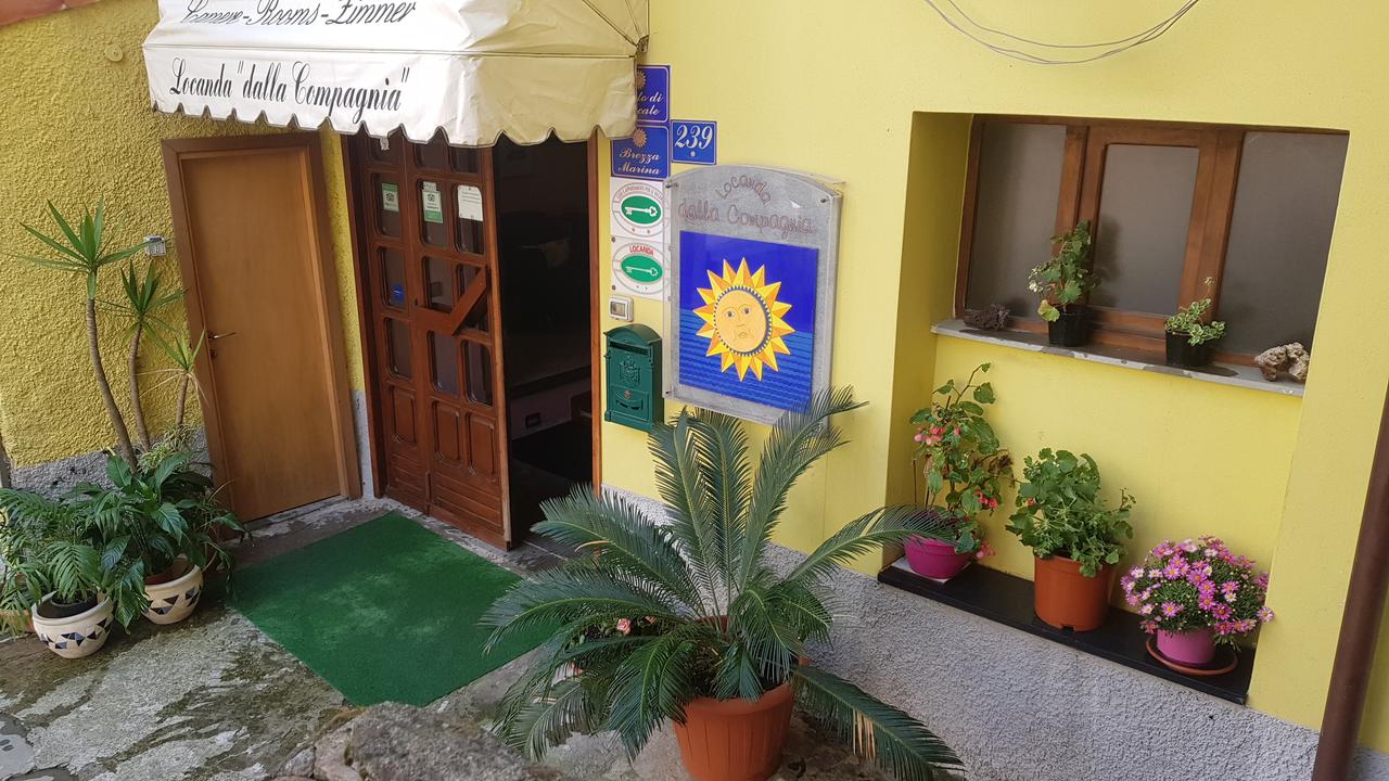 Riomaggiore - Hotel Locanda Dalla Compagnia Riomaggiore - Hotel Locanda Dalla Compagnia