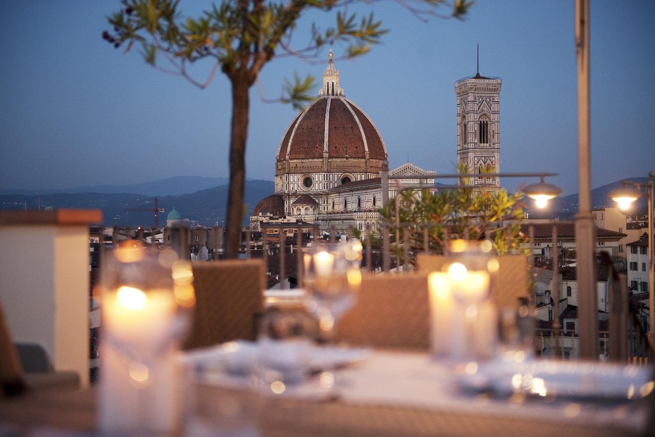 Florence - Grand Hotel Baglioni rooftop restaurant's view Florence - Grand Hotel Baglioni rooftop restaurant's view