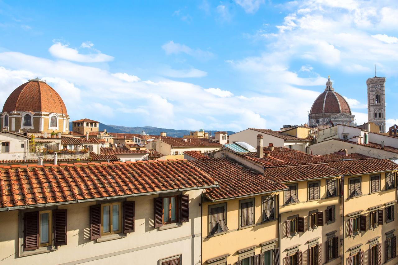 Florence - Hotel Paris, a view Florence - Hotel Paris, a view