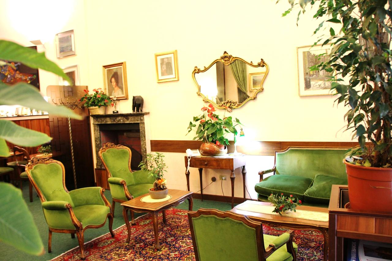 Milan - London Hotel Milan - London Hotel