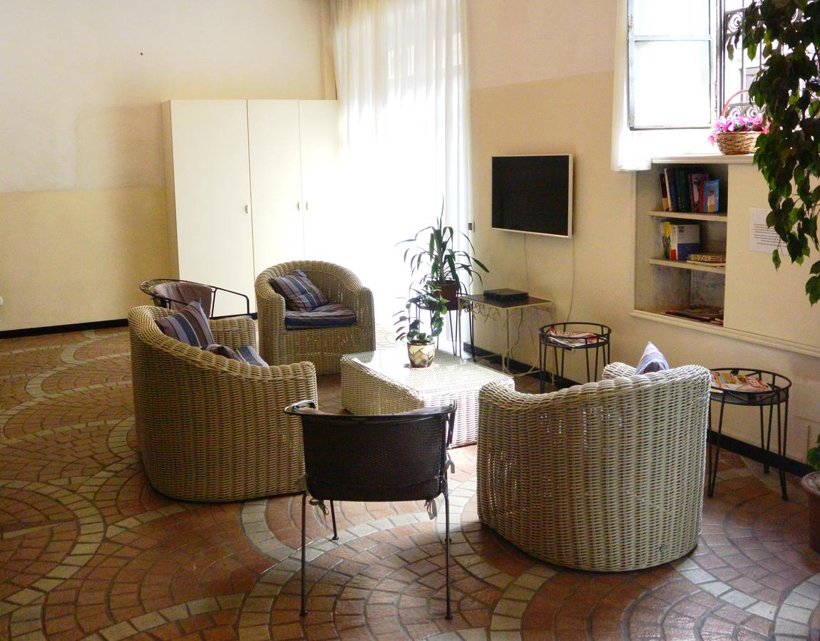 Milan - Hotel Nettuno Milan - Hotel Nettuno