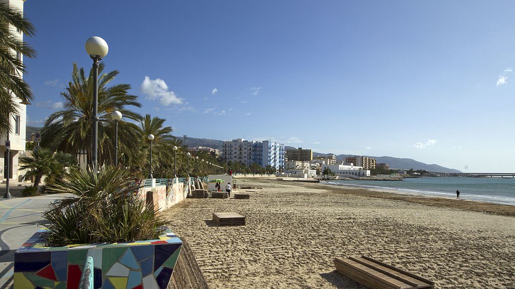 Manfredonia Beachfront, Gargano Promontory Manfredonia Beachfront, Gargano Promontory